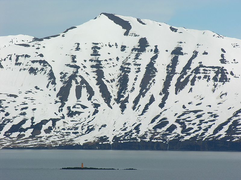 File:2008-05-22 15-16-18 Iceland - Gunnólfsá.JPG