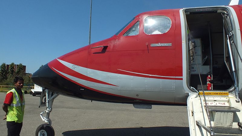 File:2015-03-17 Beechcraft 1900C Simrik Airlines・Gautam Buddha Airport DSCF1955.jpg