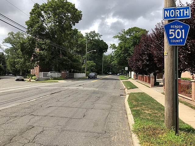 County Route 501 northbound in Cresskill