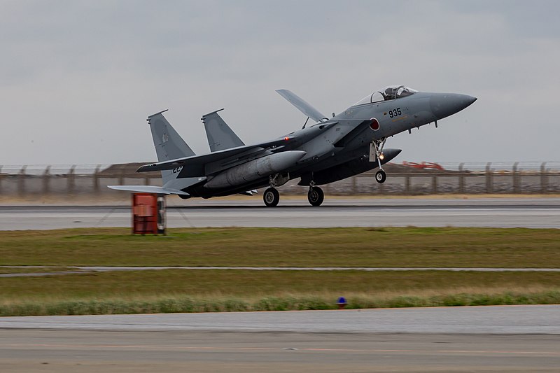 File:20181208 Mitsubishi F-15J landing Naha Air Show 2018-26.jpg