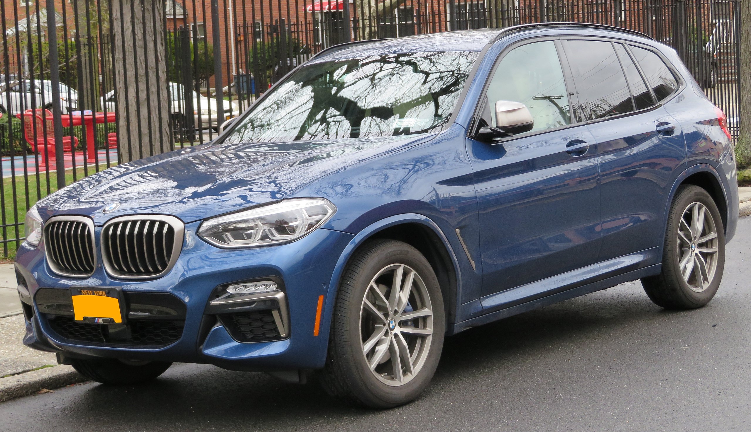 File:2018 BMW X3 (G01) M40i front 4.19.18.jpg - Wikimedia Commons