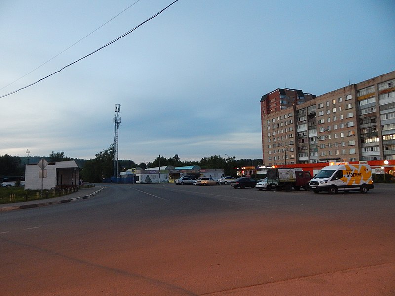 File:2021-05-25 - Ivanteevka bus station.jpg