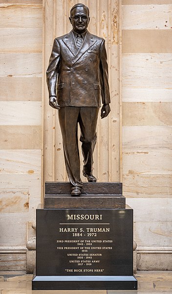 File:20220930 051121 TH-US-Capitol-Harry-Truman-Statue-Rotunda.jpg