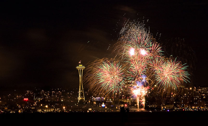 File:4th of July (2008) fireworks over Seattle.jpg