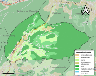 Barevná mapa znázorňující využití půdy.