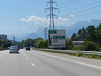 A41 Grenoble-Center işareti Diğer yönler 2000 m.jpg