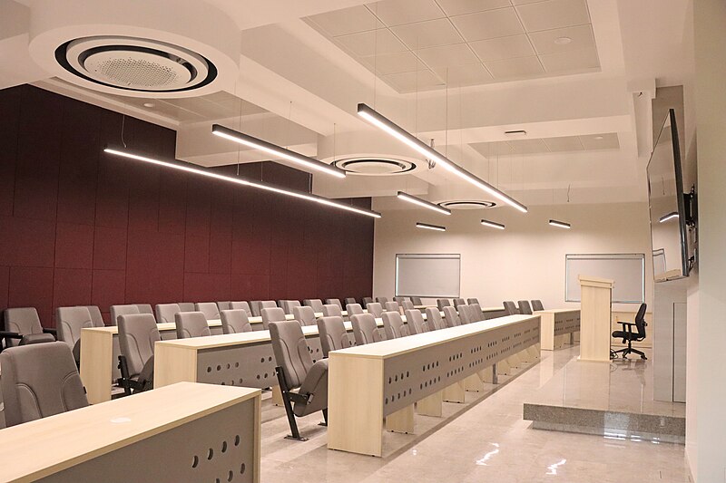 File:AI Classroom at Universal Ai University.jpg