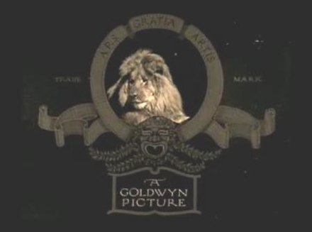 Logotype de la Goldwyn Pictures Corporation avec le lion Slats au centre.