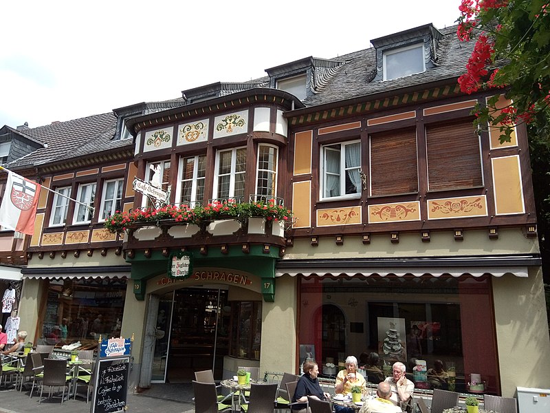 File:Ahrweiler, Ahrhutstraße 17.jpg