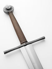 Albion Baron Medieval Sword 2 (6092403878).jpg