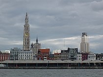 Antwerpen sett frå Schelde