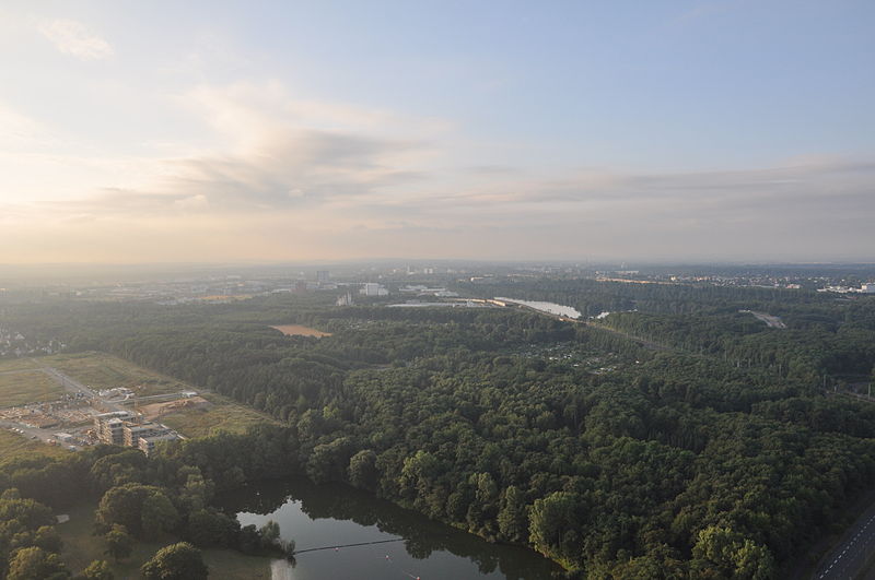 File:Ballonfahrt Köln 20130810 637.JPG