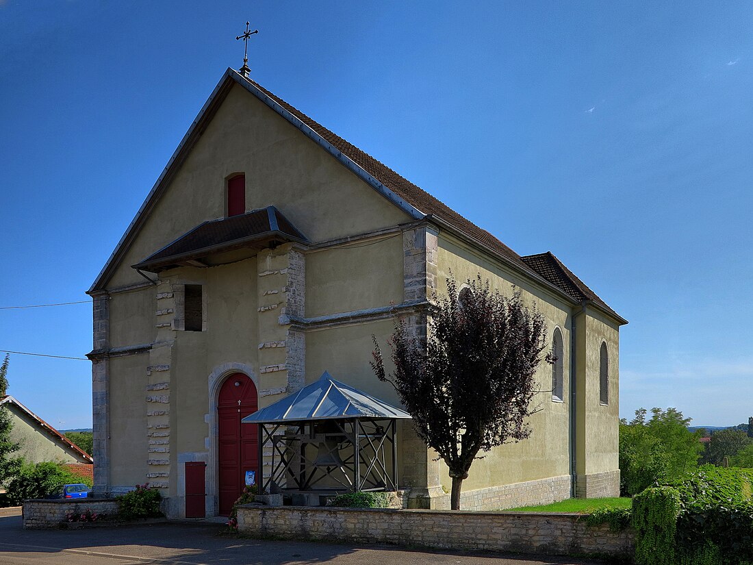 File:Beaumotte-lès-Montbozon, l'église.jpg