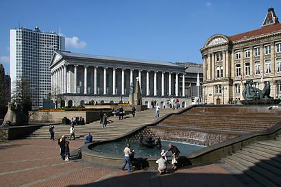 How to get to Victoria Square, Birmingham with public transport- About the place