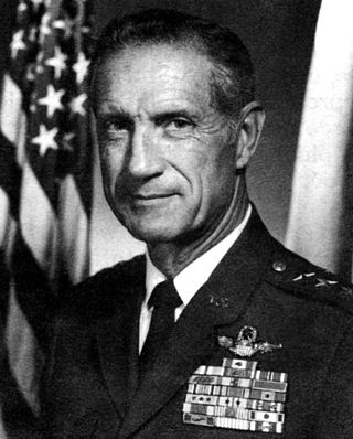 <span class="mw-page-title-main">Arnold W. Braswell</span> United States Air Force general (1925–2022)