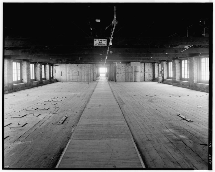 File:Building 105, Facilities Engineering Building, 1830, interior, 2nd floor, near center staircase, looking S. - Watervliet Arsenal, Building 105, South Broadway, on Hudson River, HAER NY,1-WAVL,1-105-5.tif