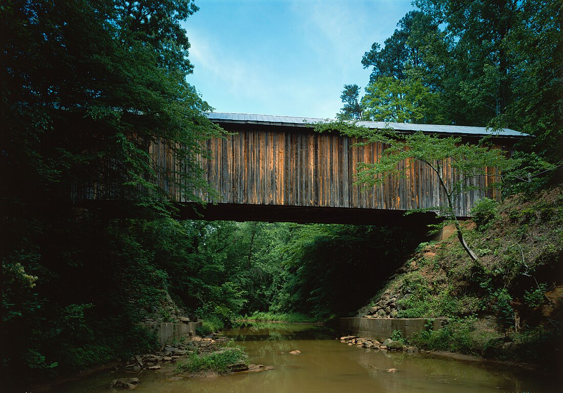 File:Bunker Hill Bridge NC.jpg