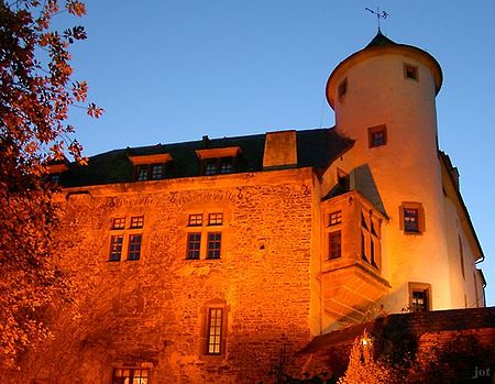 Burg Neuerburg illuminiert