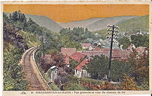 Vue générale et voie du chemin de fer à Niederbronn vers 1920.