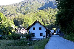 Cadovlje pri Trzicu Slovenia 1.jpg