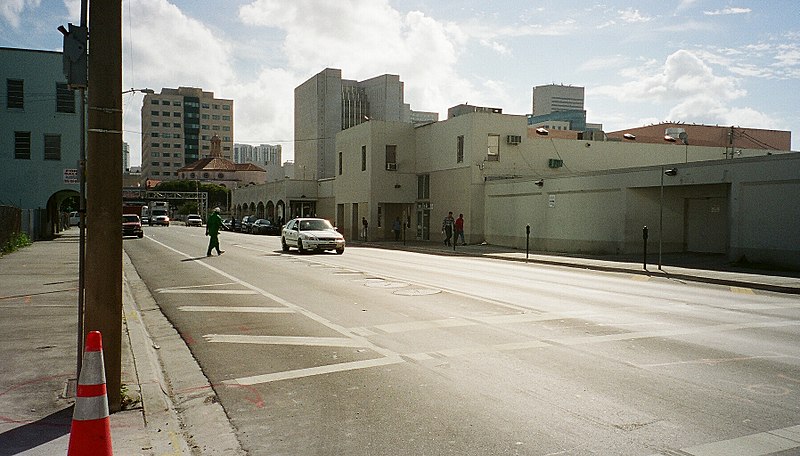 File:Camillus House Miami FL USA.jpg