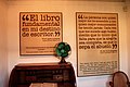 Interior de la Casa Natal del escritor Gabriel García Márquez en el municipio de Aracataca, Departamento del Magdalena de Colombia. También conocida como Casa Museo Gabriel García Márquez. Centro Cultura. Fue declarado como bien de interés cultural a través del Decreto 480 del 13 de marzo de 1996