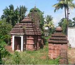 Champakesvara Siva Temple.jpg