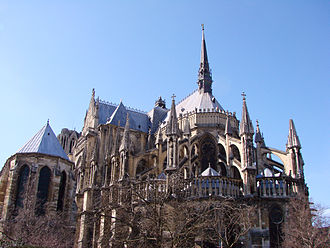 Exterior view of the Reims Cathedralchevet. Chevet cathedrale Reims.jpg