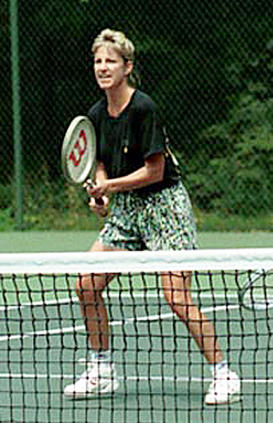 File:Chris Evert playing tennis at Camp David.png