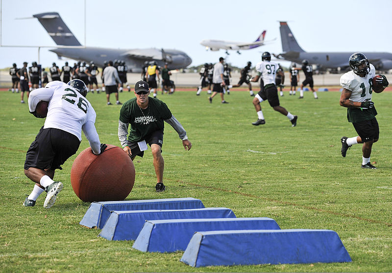 File:Chris Wiesehan, center, an assistant coach for the University of Hawaii football team, runs a drill during a practice at Joint Base Pearl Harbor-Hickam Aug. 15, 2013, in Hawaii 130815-N-IU636-234.jpg