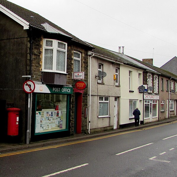 File:Cwmcarn Post Office - geograph.org.uk - 5246494.jpg