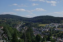 Kleiner Feldberg (links) und Weilsberg (rechts), Blick von Burg Reifenberg