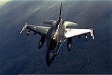 Türk Hava Kuvvetleri bünyesindeki bir F-16 Fighting Falcon savaş uçağı.