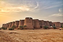 Derawar Fort in Cholistan, an example of Rajput architecture Derawar Fort, Bahawalpur I.jpg