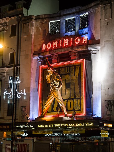 Statue of Freddie Mercury on the theatre façade during the 12-year run of We Will Rock You