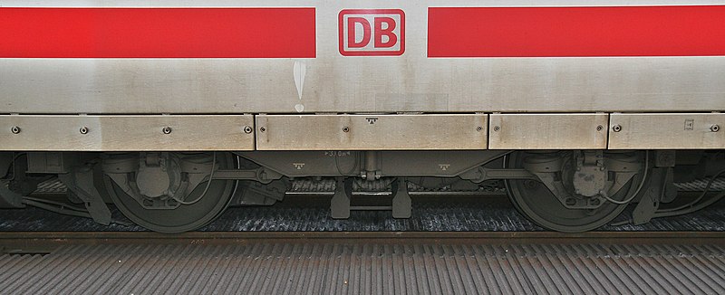 File:Drehgestell 401 Triebkopf.jpg