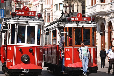 Trams at the passing loop in Galatasaray Square