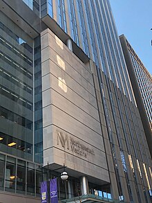 Eastern face of the Lavin Family Pavilion of Northwestern Memorial Hospital Eastern side of Northwestern University Hospital (50706633981).jpg