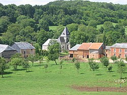 Eglise St Claire Hagnicourt Ardennes France.JPG