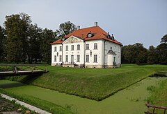 Exterior of the Branicki Palace in Choroszcz - front 1.jpg