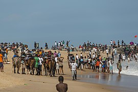 Fun-seekers-at-elegushi-beach-lagos.jpg