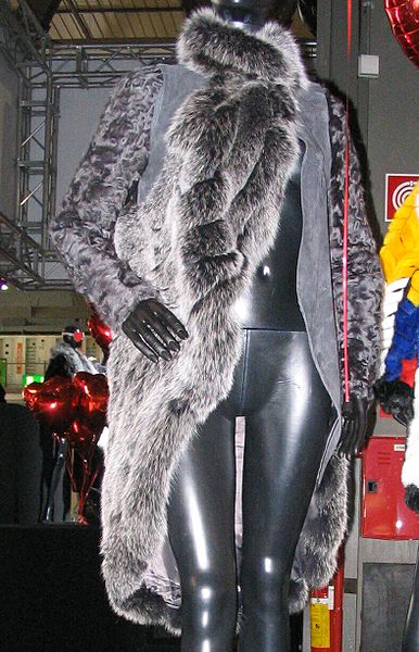 File:Furrier won in Milano 3 (front).jpg