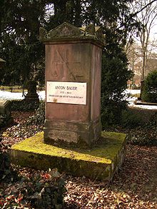 Göttingen-Grave.of.Anton.Bauer.jpg