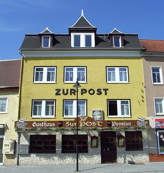 File:Gaststätte Zur Post Ilmenau.JPG