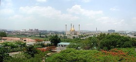 Grand Mosque Abuja (3329159414).jpg
