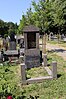 grafmonument voor burgemeester P. Pruis († 1927), A.L.M. Pruis-Slotemaker († 1959) en N.A.C. Pruis († 1965)