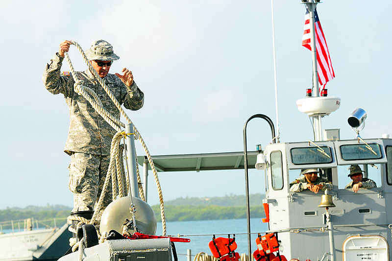 File:Guardsmen begin work at Mosquito Bay, Vieques 140120-A-SM948-957.jpg