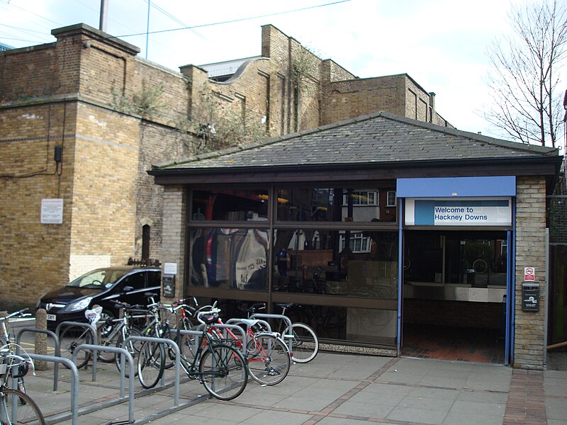 File:Hackney Downs Railway Station - geograph.org.uk - 1768713.jpg