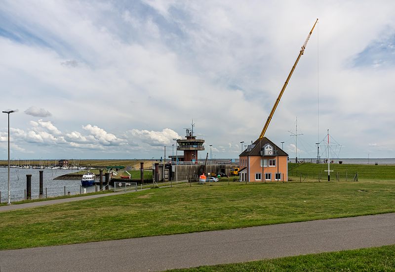 File:Hafen (Büsum) jm24263.jpg