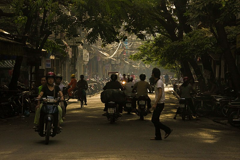 File:Hanoi traffic 2008.jpg